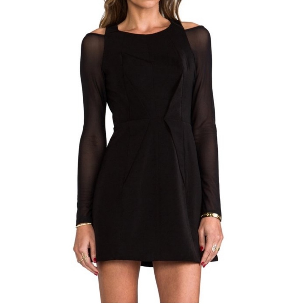 NWT Cameo dress